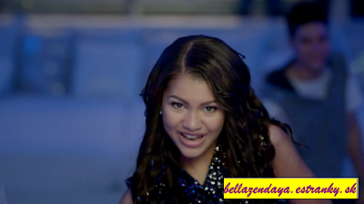 Bella a Zendaya (11)