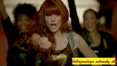 Bella a Zendaya (38)