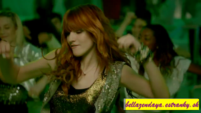 Bella a Zendaya (53)