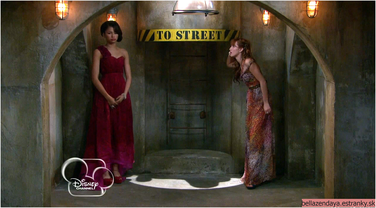 Shake It Up - Tunnel It Up (33)